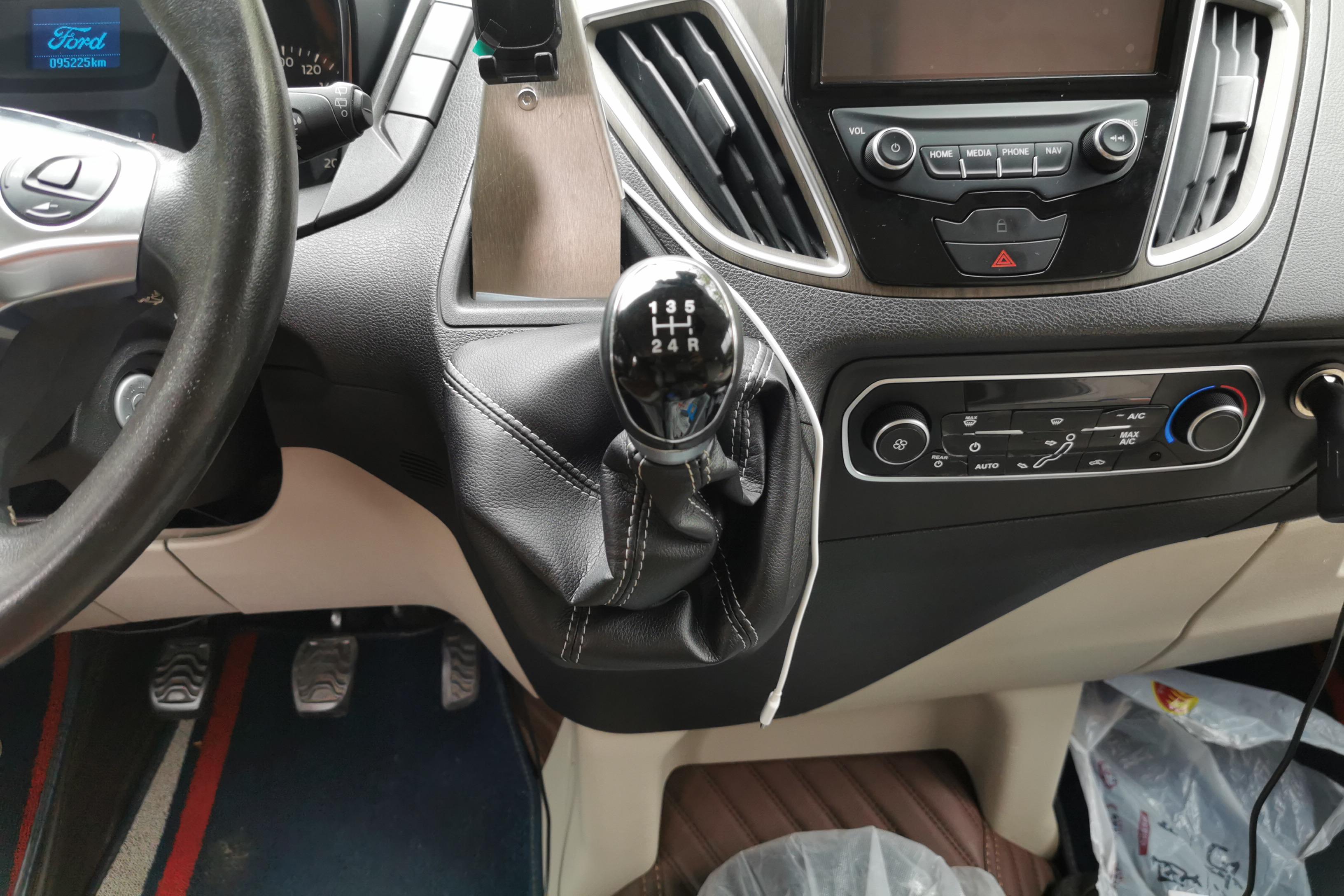 Ford Tourneo 2016 #17 Ford Tourneo 2016 immagine di auto #17