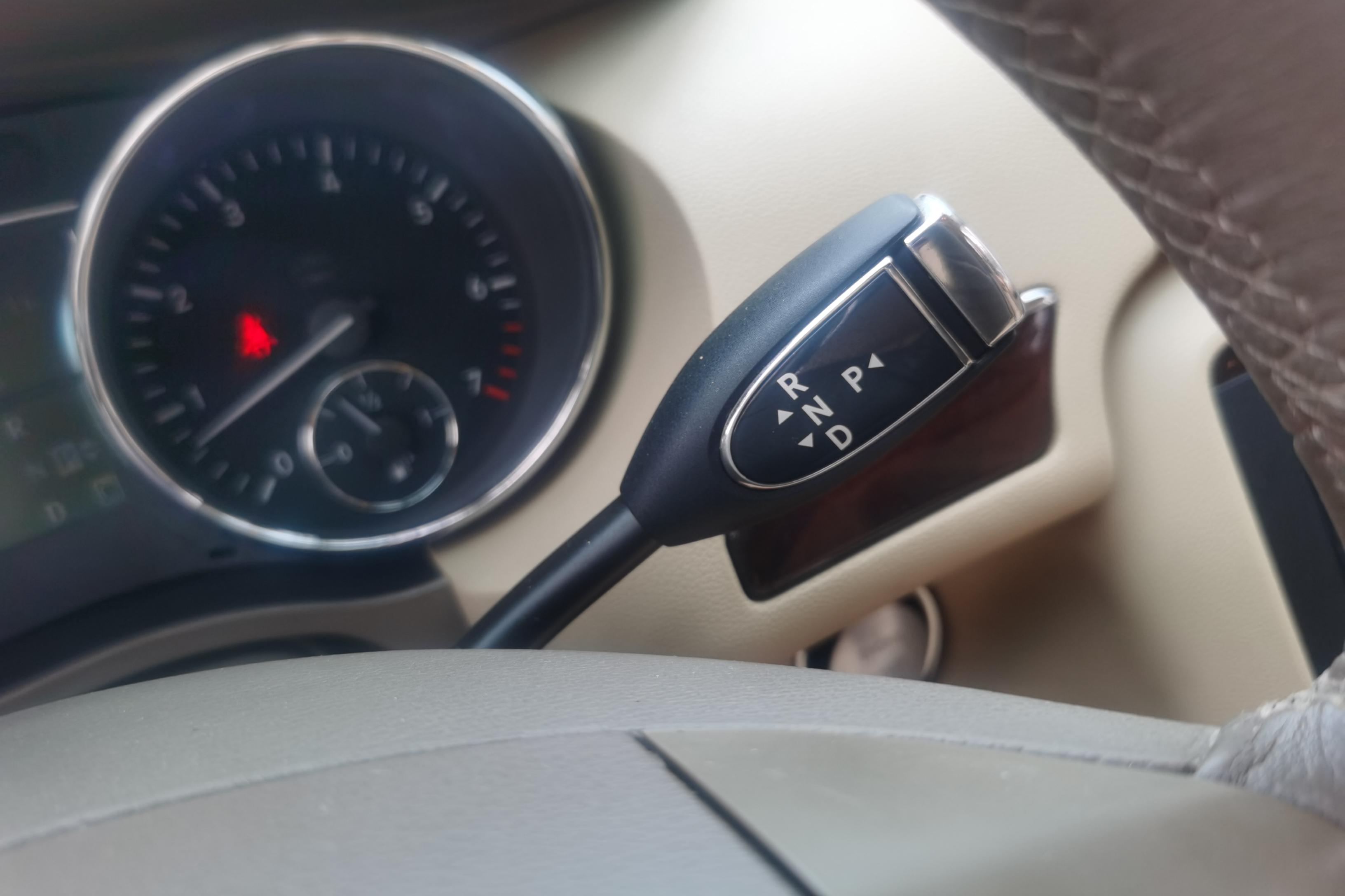 Mercedes-Benz R Class 2008 #17 Mercedes-Benz R Class 2008 car image #17