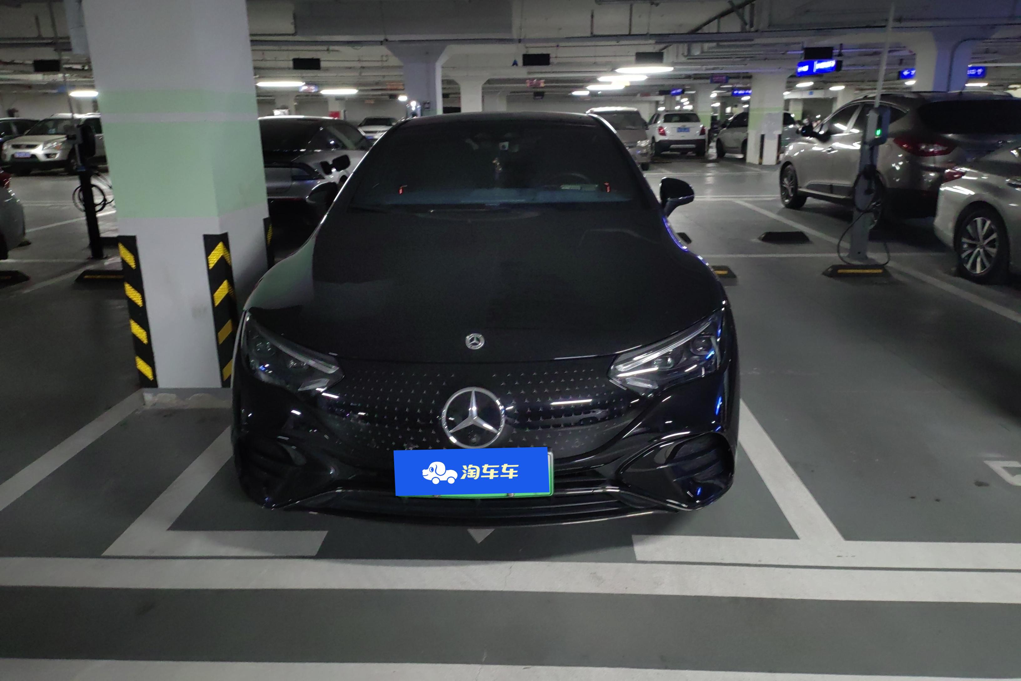 Mercedes-Benz EQE SUV AMG 2023 #17 Mercedes-Benz EQE SUV AMG 2023 صورة سيارة #17