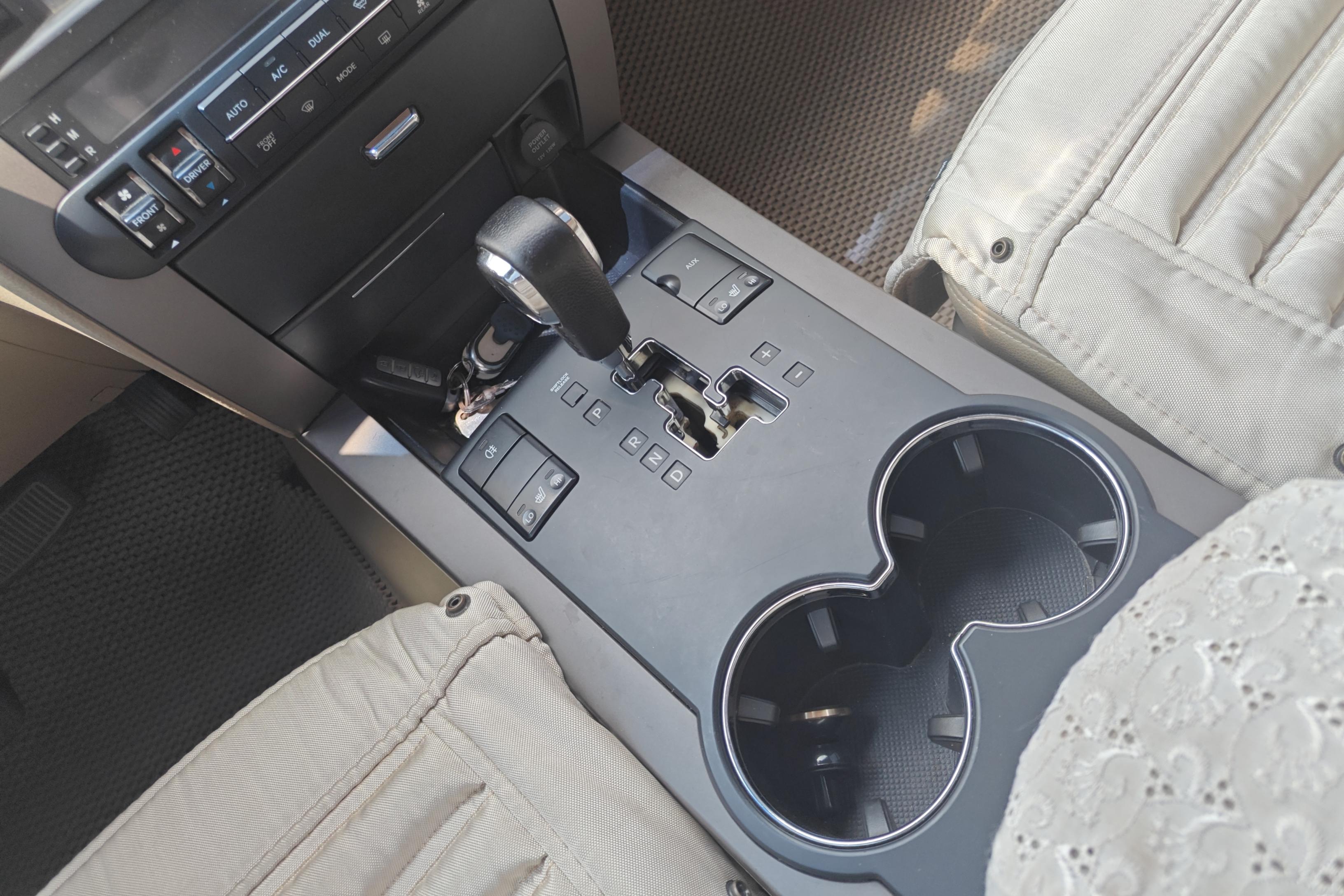 起亚 霸锐 2011 汽车图片 #17