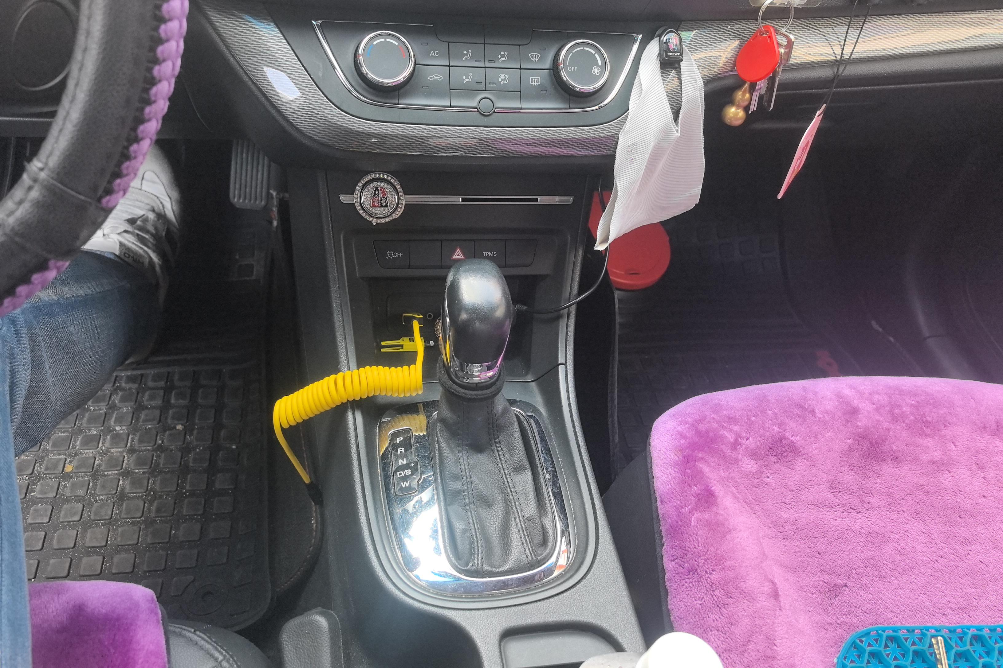 Roewe 360 2017 изображение автомобиля #17