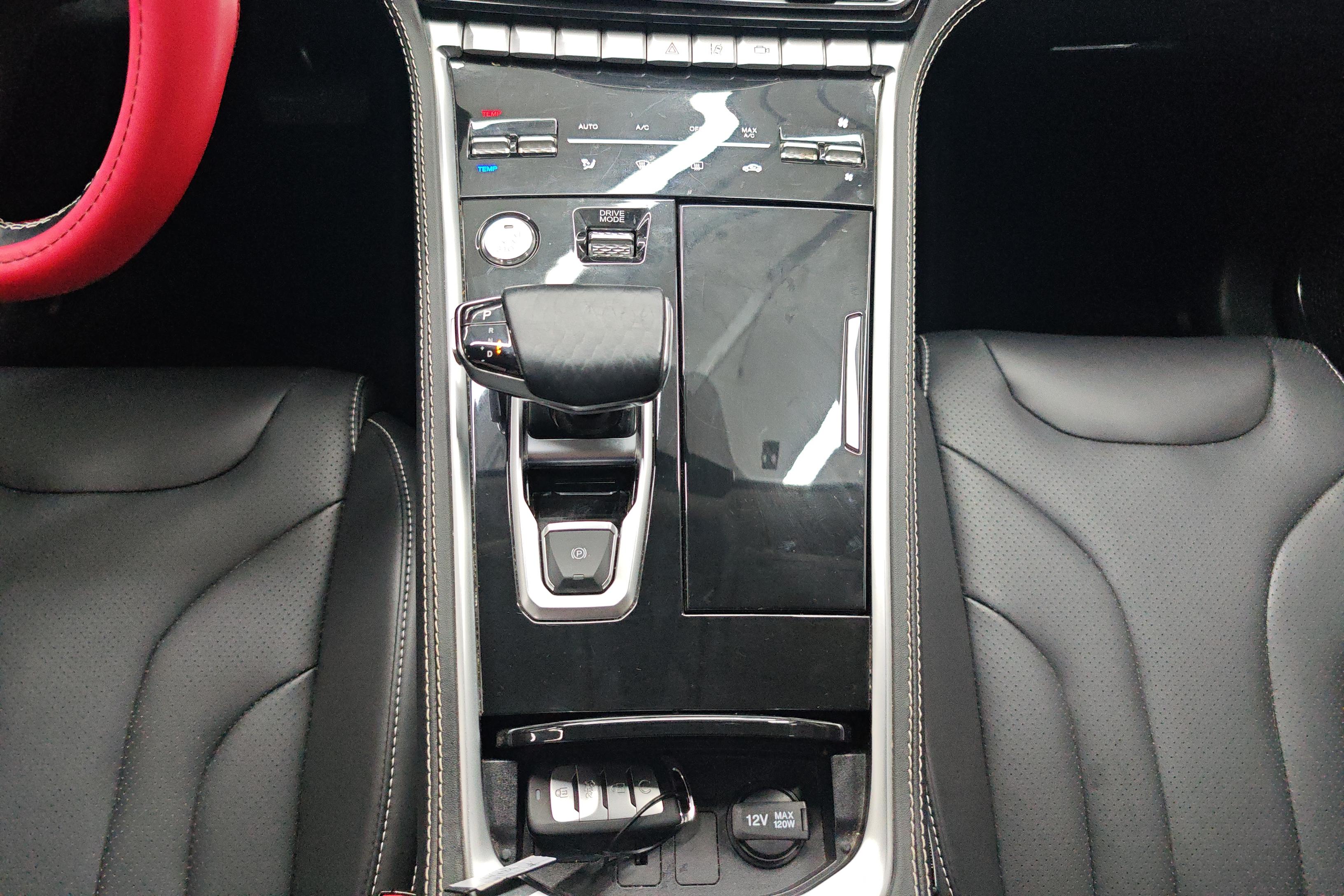 Changan CS85 Coupe 2022 car image #17