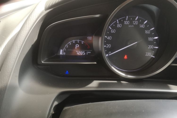 Mazda CX-3 2019 car image #17