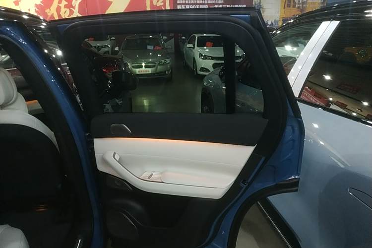 蔚来 蔚来ES7 2024 汽车图片 #17