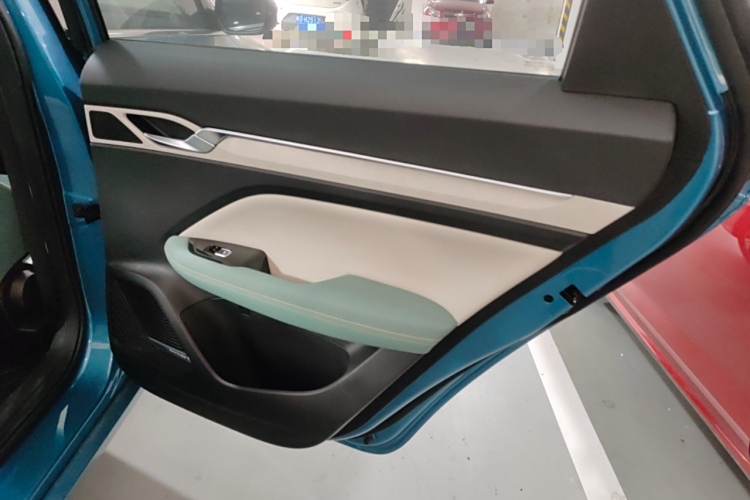 GEELY Emgrand L HiP 2023 car image #17