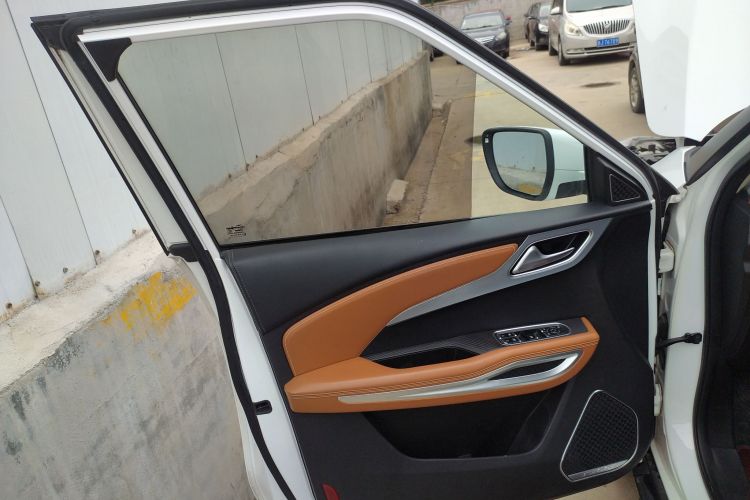 众泰 众泰T300 2017 汽车图片 #17