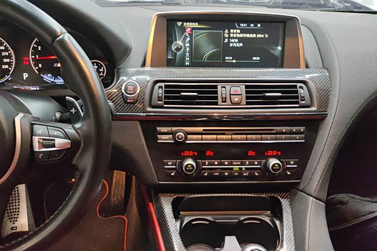 BMW M6 2015 #17 BMW M6 2015 car image #17