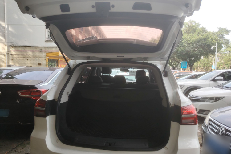 Roewe RX5 2016 изображение автомобиля #17