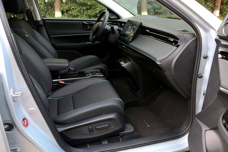 Honda e:NP2 2024 car image #17