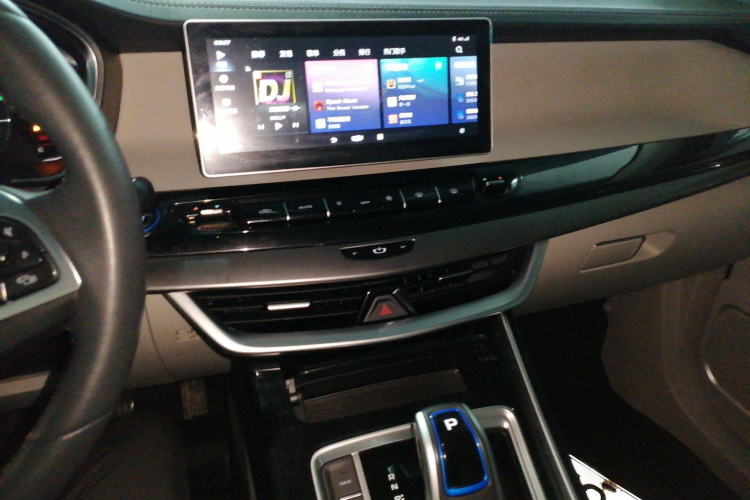 GEELY JiaJi New Energy 2021 car image #17