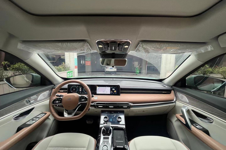 Jetour X70 C-DM 2025 #17 Jetour X70 C-DM 2025 car image #17