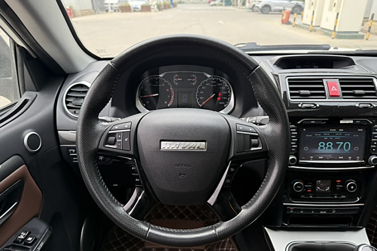 Haval H5 Class 2017 car image #17