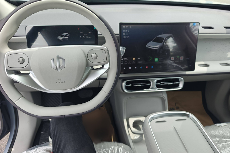 零跑汽车 零跑B10 2025 汽车图片 #17