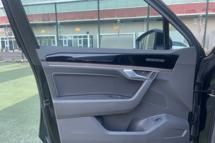 大众 途锐 2020 汽车图片 #17