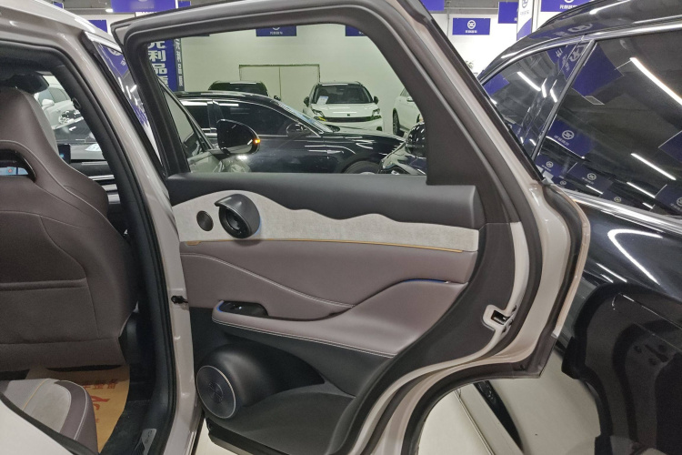 BYD Frigate 07 2023 immagine di auto #17