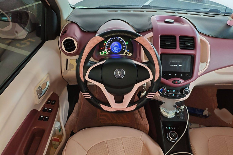 Changan BenBen E-Star 2022 изображение автомобиля #17