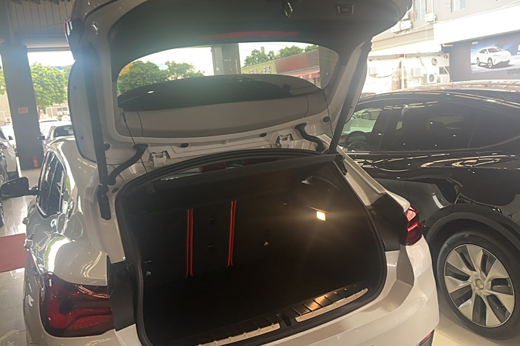 BMW X2 2023 car image #17