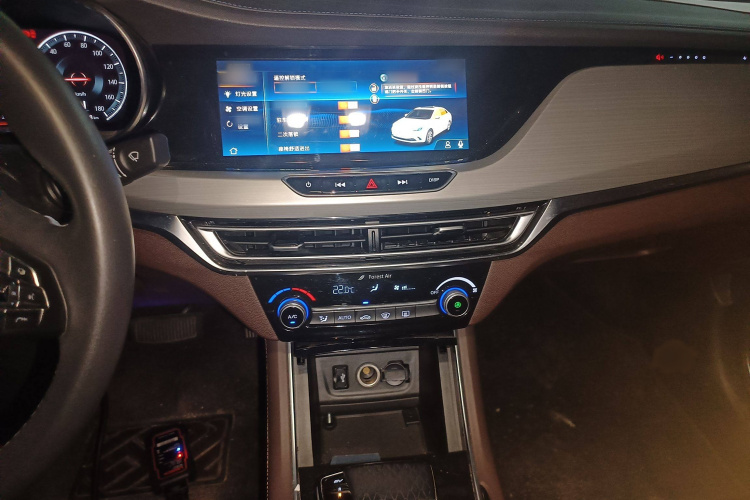 Changan Eado EV 2019 #17 Changan Eado EV 2019 image de voiture #17