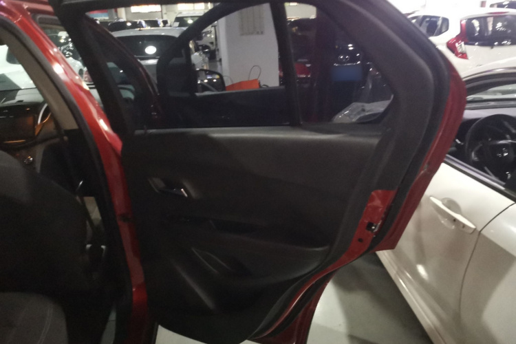 Chevrolet Tracker 2016 car image #17