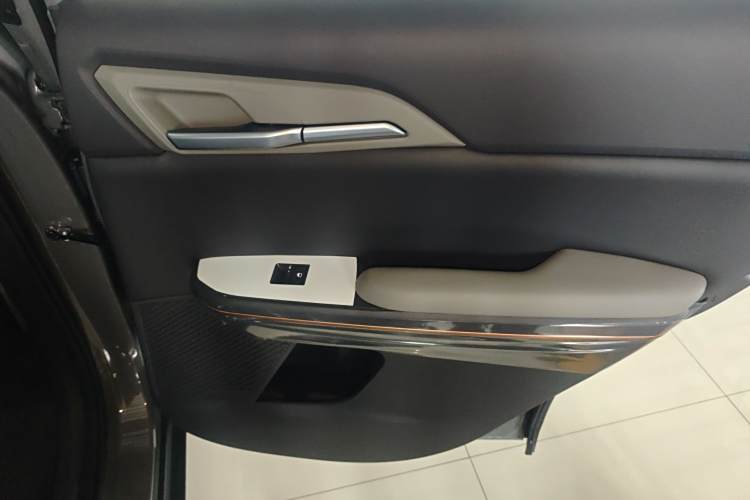 起亚 起亚EV5 2025 汽车图片 #17