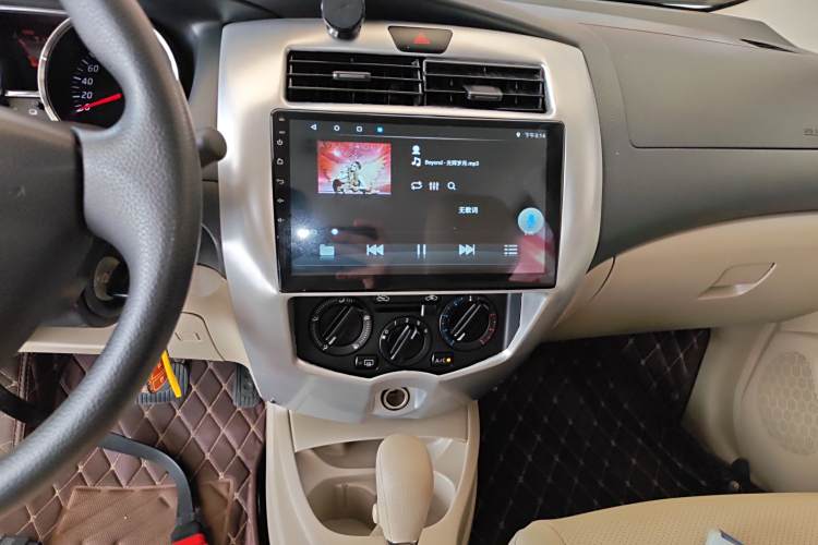 日产 骊威 2018 汽车图片 #17