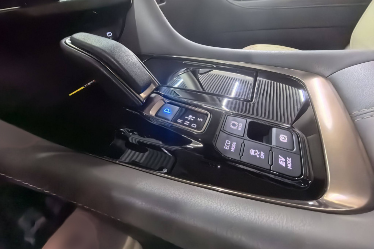 丰田 埃尔法 2024 汽车图片 #17