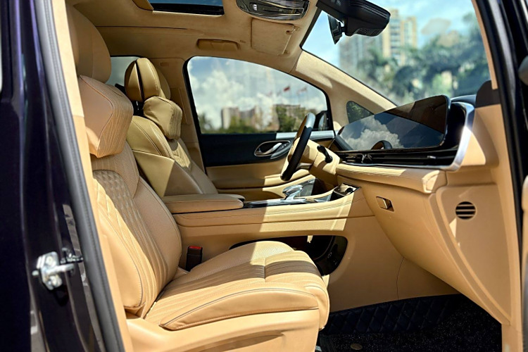 岚图汽车 岚图梦想家 2023 汽车图片 #17