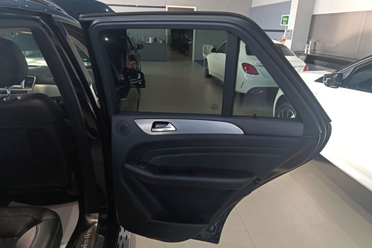 Mercedes-Benz M Class 2015 #17 Mercedes-Benz M Class 2015 car image #17