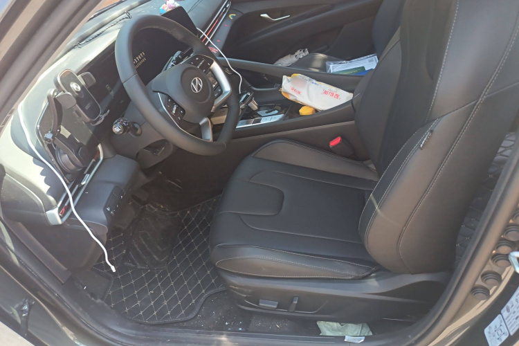 Hyundai Elantra EV 2025 #17 Hyundai Elantra EV 2025 immagine di auto #17