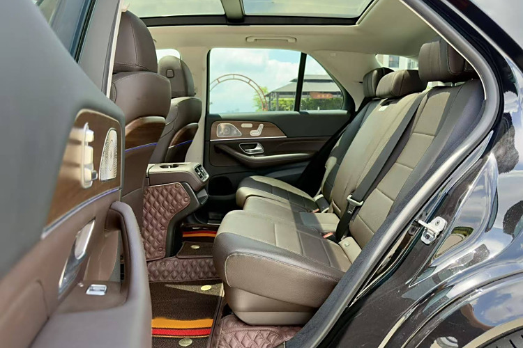 Mercedes-Benz GLE Class New Energy 2022 car image #17