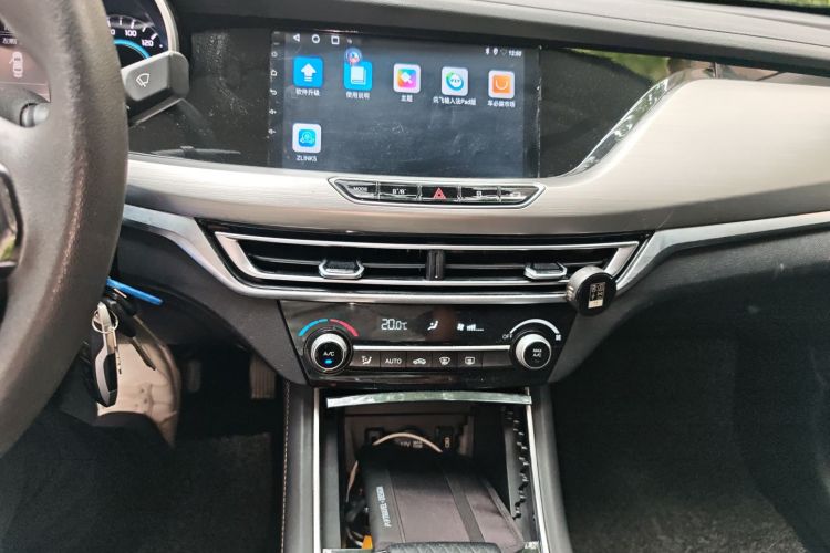 Changan Eado EV 2021 car image #17