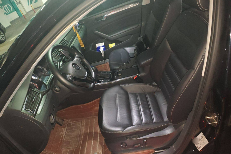 大众 帕萨特 2017 汽车图片 #17