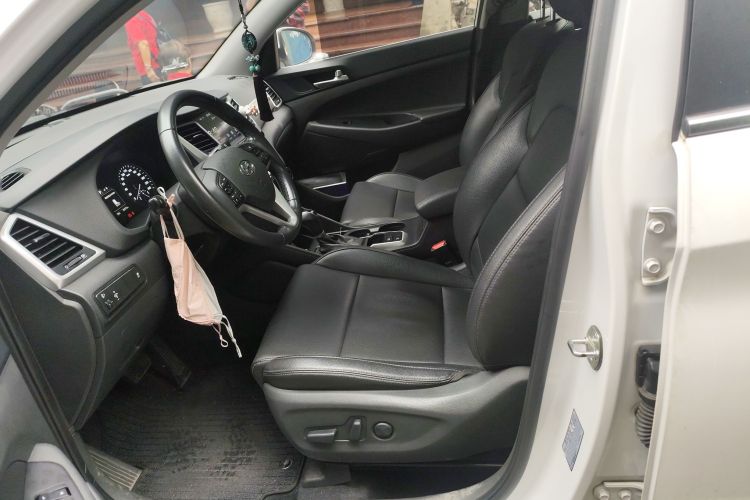 Hyundai Tucson (Imported) 2018 #17 Hyundai Tucson (Imported) 2018 immagine di auto #17