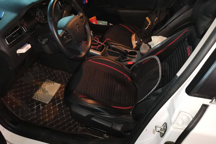 Citroen C4 C-Quatre 2018 car image #17