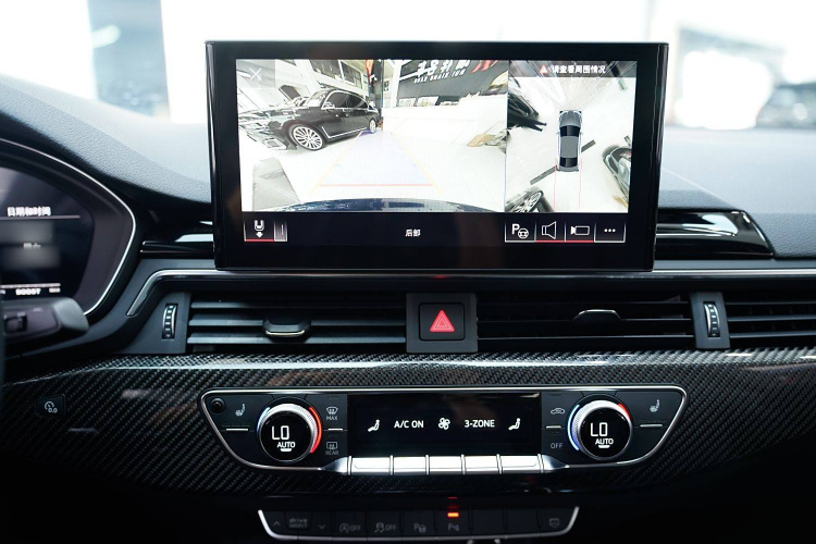 Audi S5 2023 car image #17