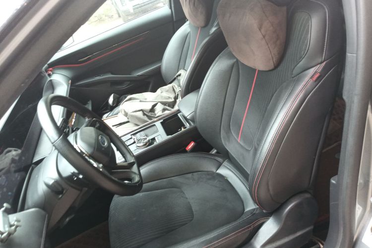 Ford Evos 2022 car image #17