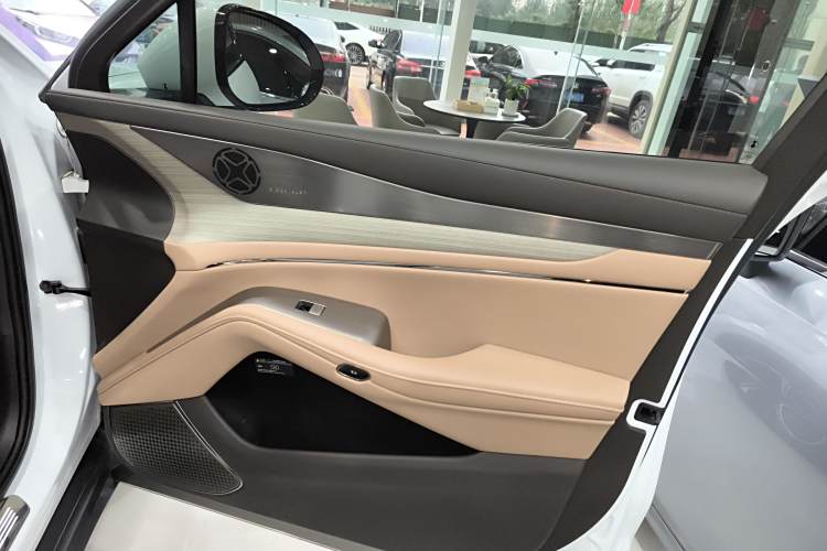 Denza N7 2024 #17 Denza N7 2024 imagem de carro #17