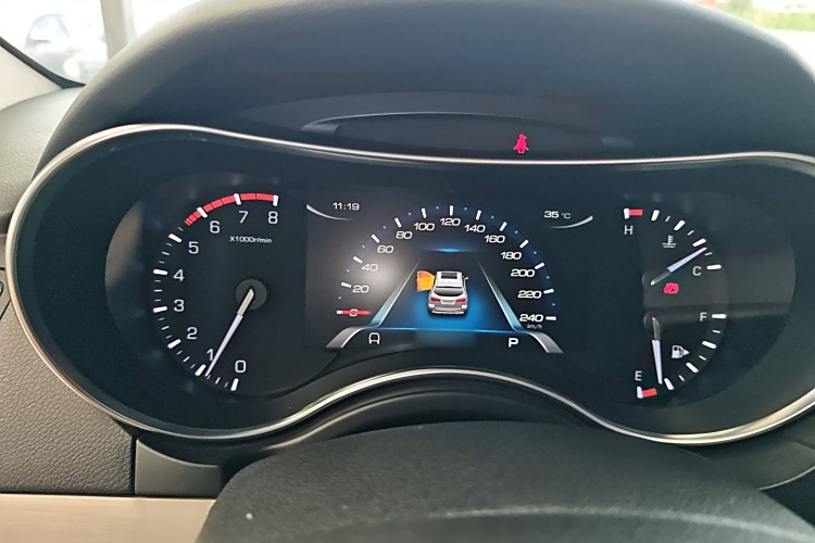 Haval H8 2018 изображение автомобиля #17