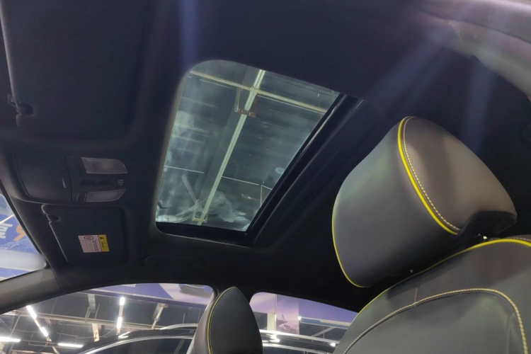 Hyundai ENCINO 2018 immagine di auto #17