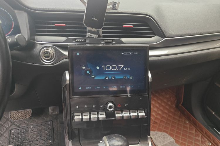 Haval H4 2018 car image #17