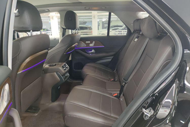 Mercedes-Benz GLE Class New Energy 2021 car image #17