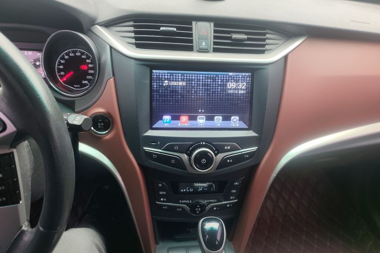 BYD G5 2017 #17 BYD G5 2017 car image #17