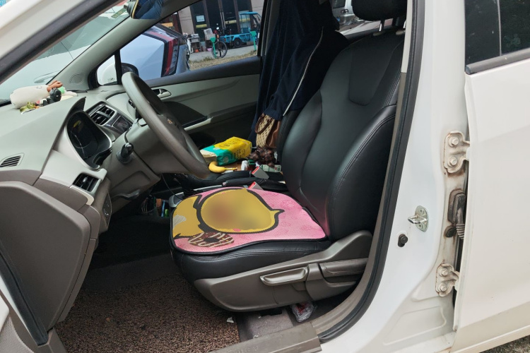 Chevrolet Lova 2016 immagine di auto #17