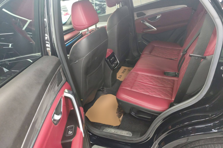 X70 PLUS 2023 image de voiture #17