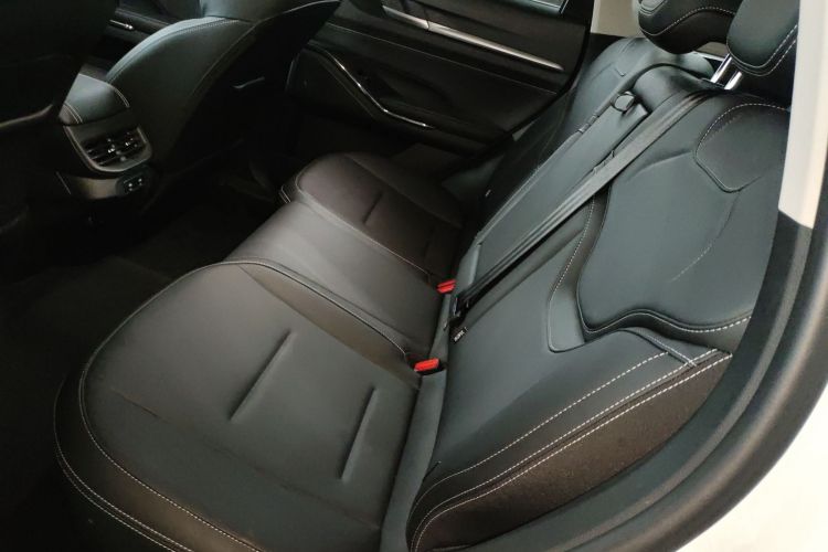 Haval H6 2025 car image #17