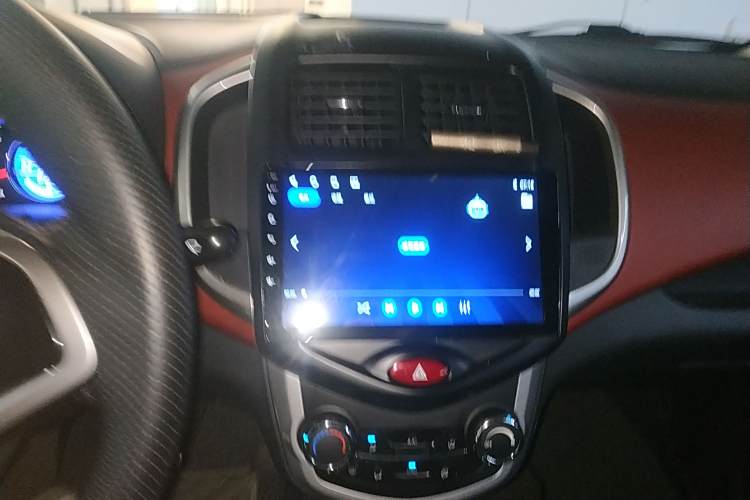 Changan BenBen EV 2019 car image #17