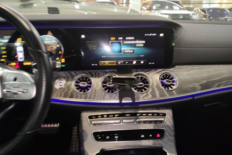 Mercedes-Benz CLS Class 2021 car image #17