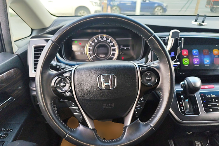 Honda Elysion 2016 imagen de coche #17
