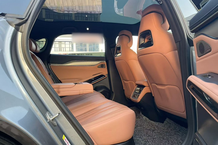 BYD SongL EV 2024 #17 BYD SongL EV 2024 car image #17