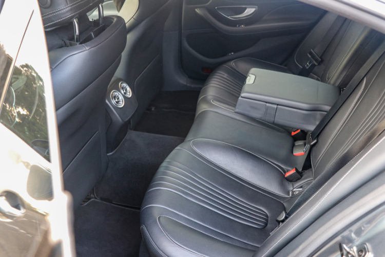 Mercedes-Benz CLS Class 2021 car image #17